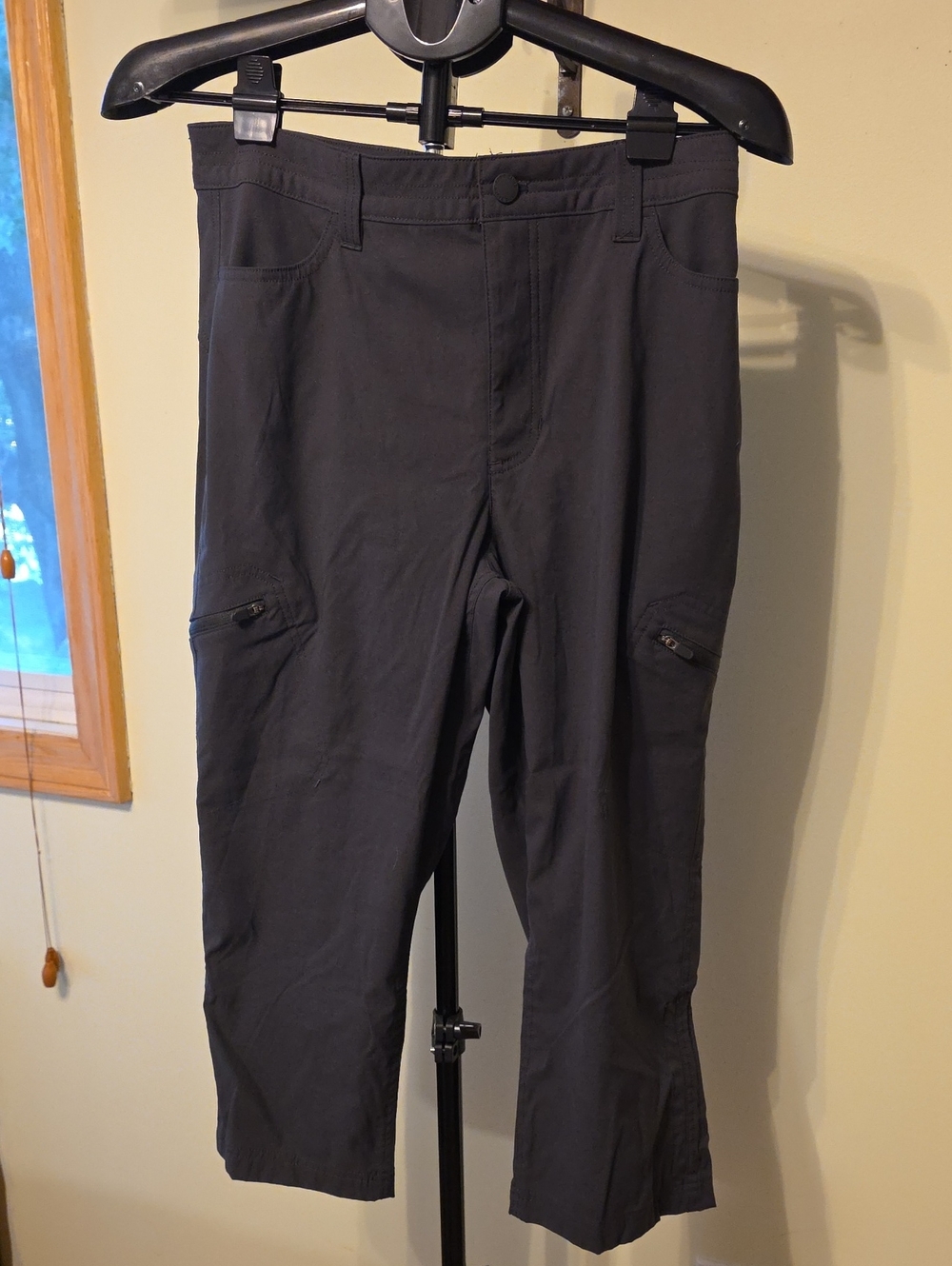 Eddie Bauer Gret Women's Capri Stretch Pants